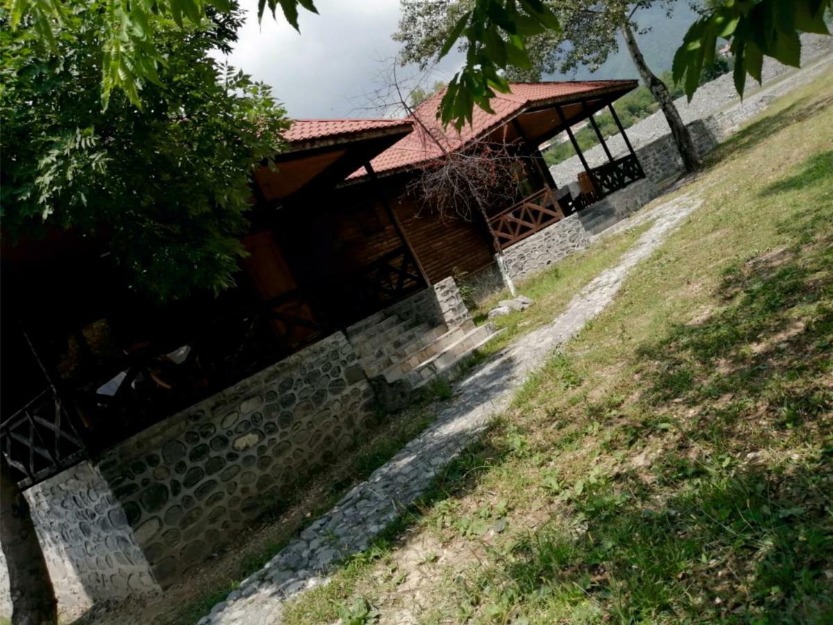 Kish Adasi Şǝki 외부 사진