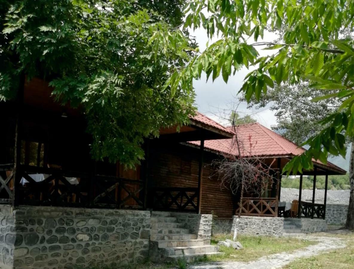 Kish Adasi Şǝki 외부 사진